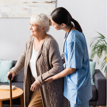 CUIDADO DE PERSONAS EN DOMICILIO U HOSPITAL